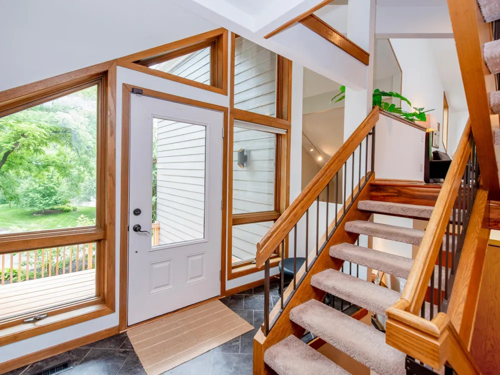 13900 Hill Ridge Drive Hopkins, MN 55305