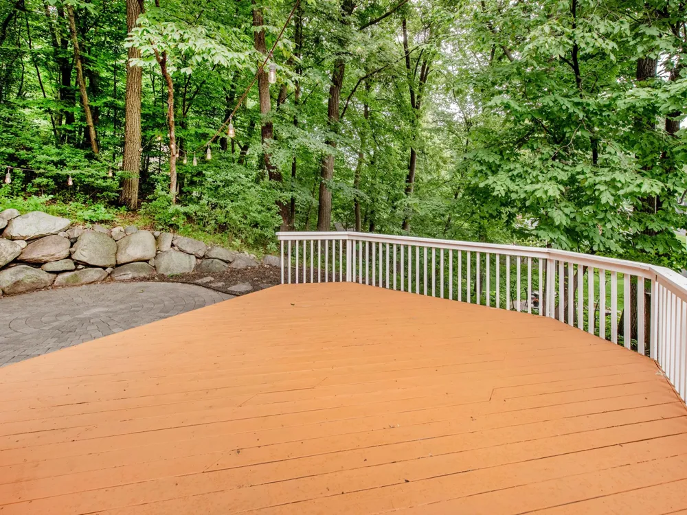 13900 Hill Ridge Drive Hopkins, MN 55305