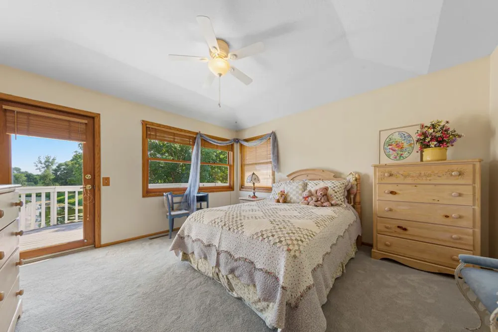 1524 Creek Lane Northfield, MN 55057