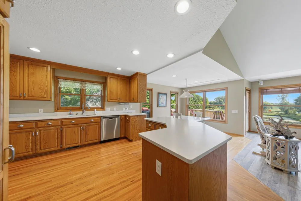 1524 Creek Lane Northfield, MN 55057