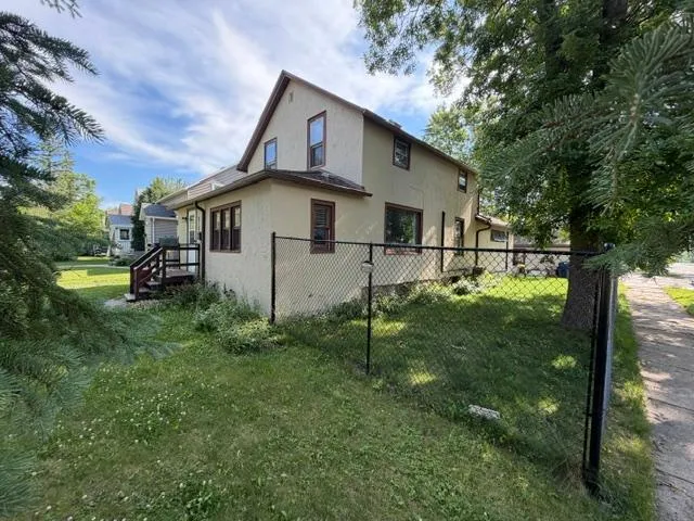 2130 11th Avenue E Hibbing, MN 55746