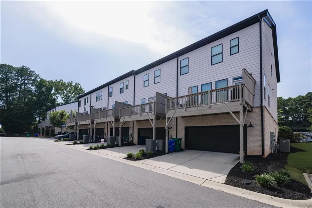 3176 Kincaid Drive Decatur, GA 30033