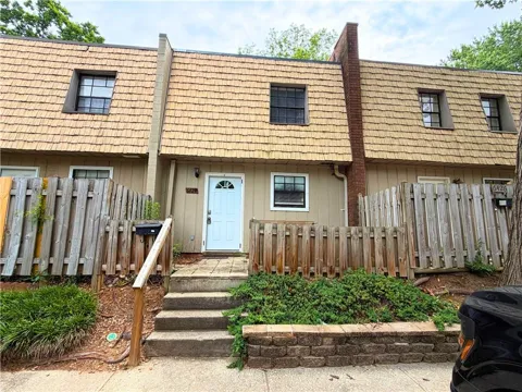 6424 Stone Terrace