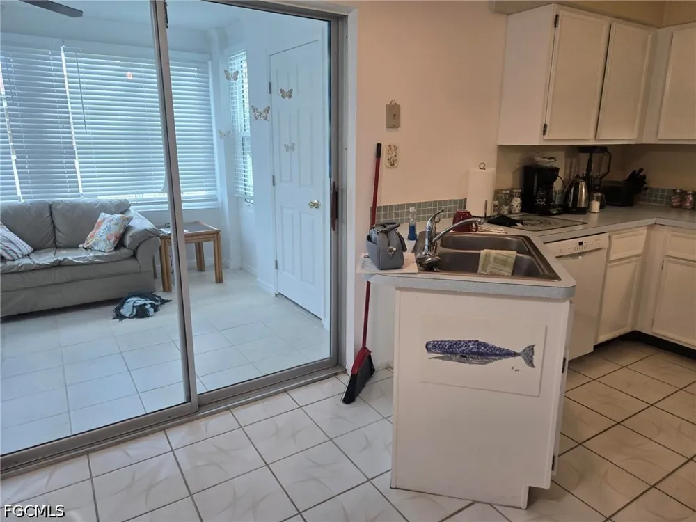 College Parkway #74D Fort Myers, FL 33907
