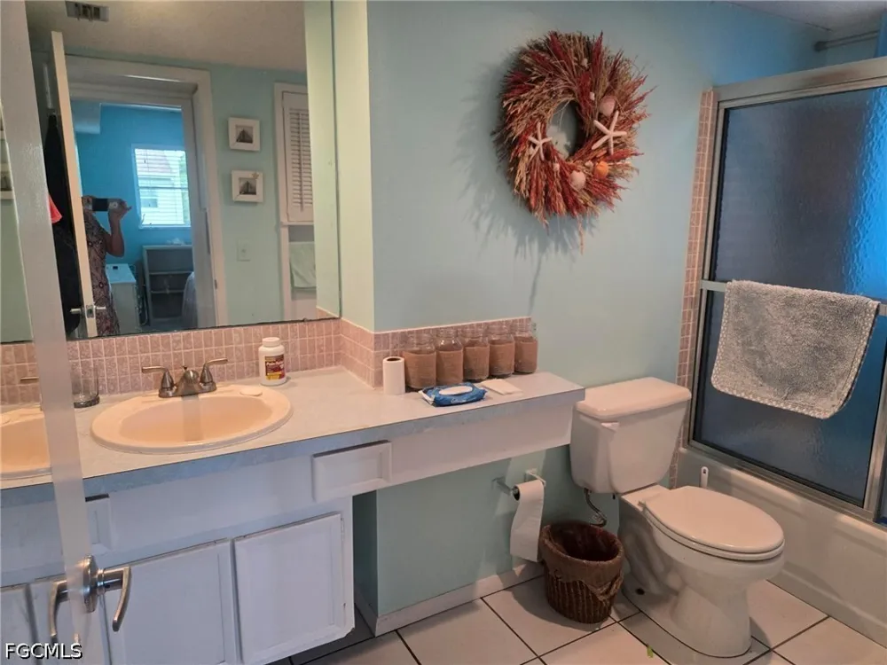 College Parkway #74D Fort Myers, FL 33907
