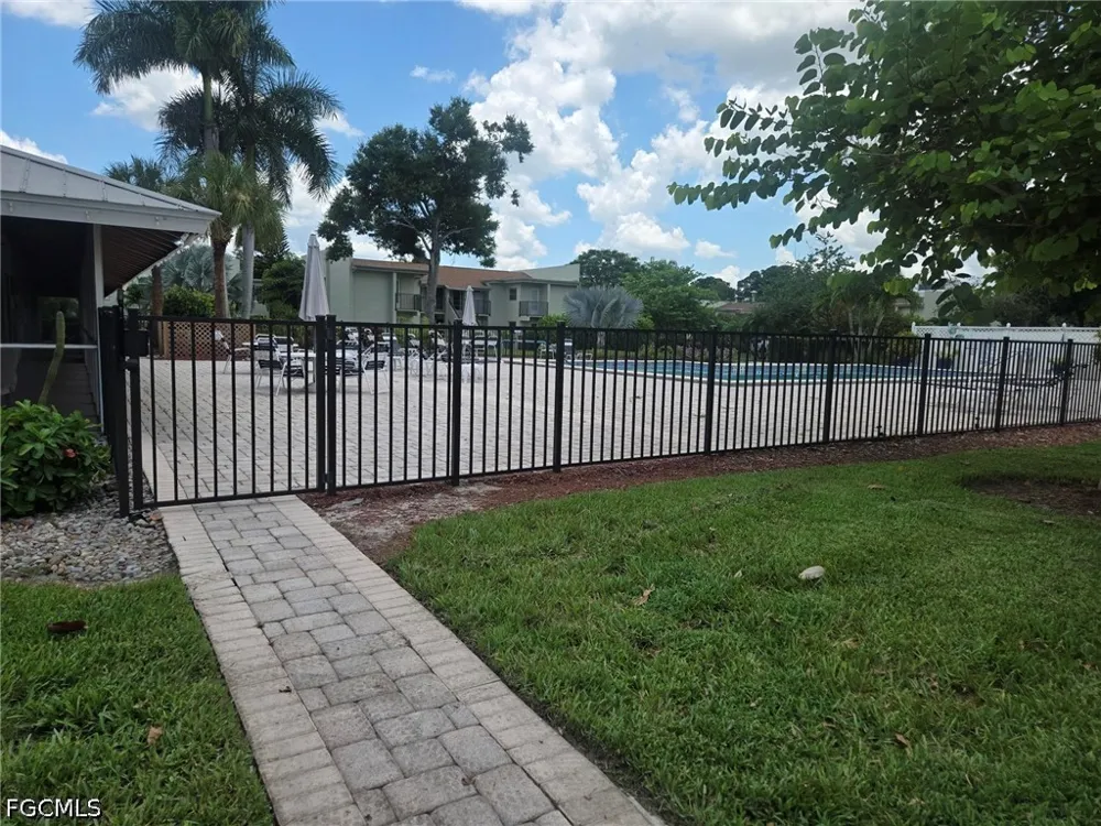 College Parkway #74D Fort Myers, FL 33907