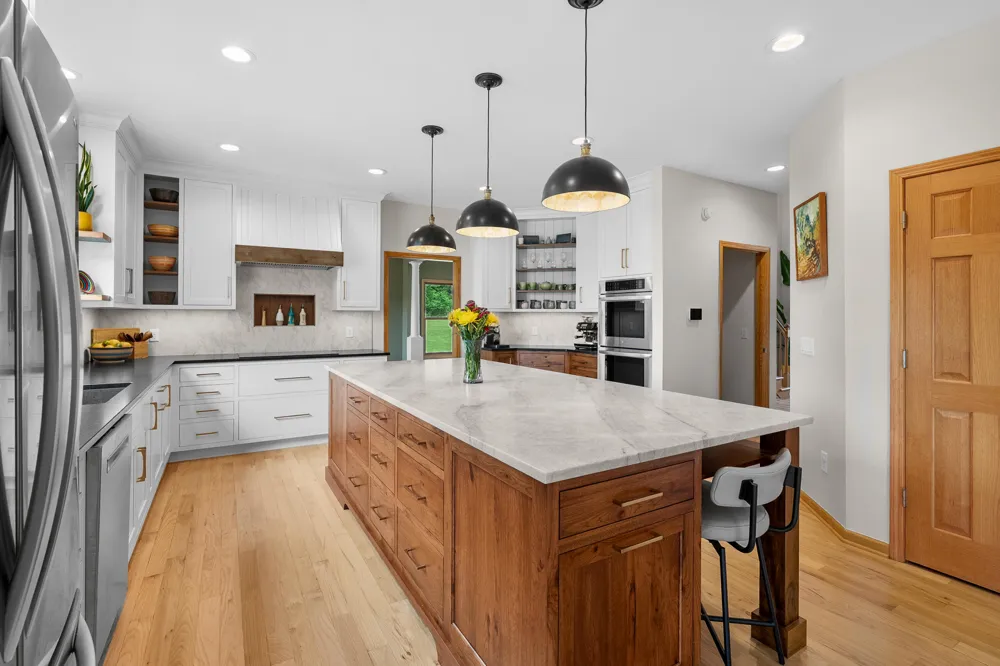 22873 Cherry Hill Court Mattawan, MI 49071
