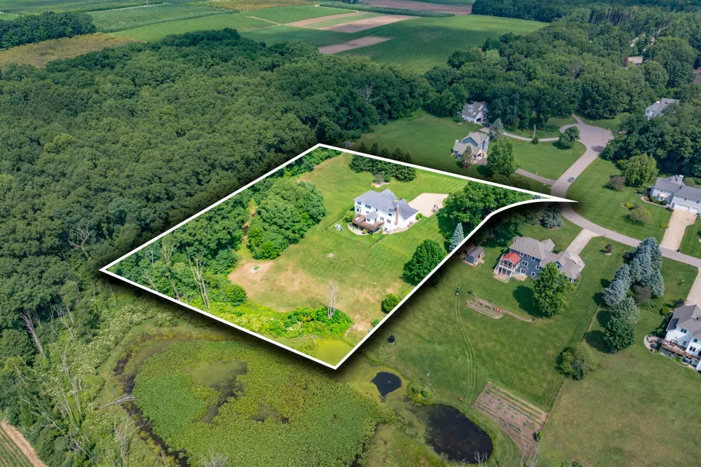 22873 Cherry Hill Court Mattawan, MI 49071