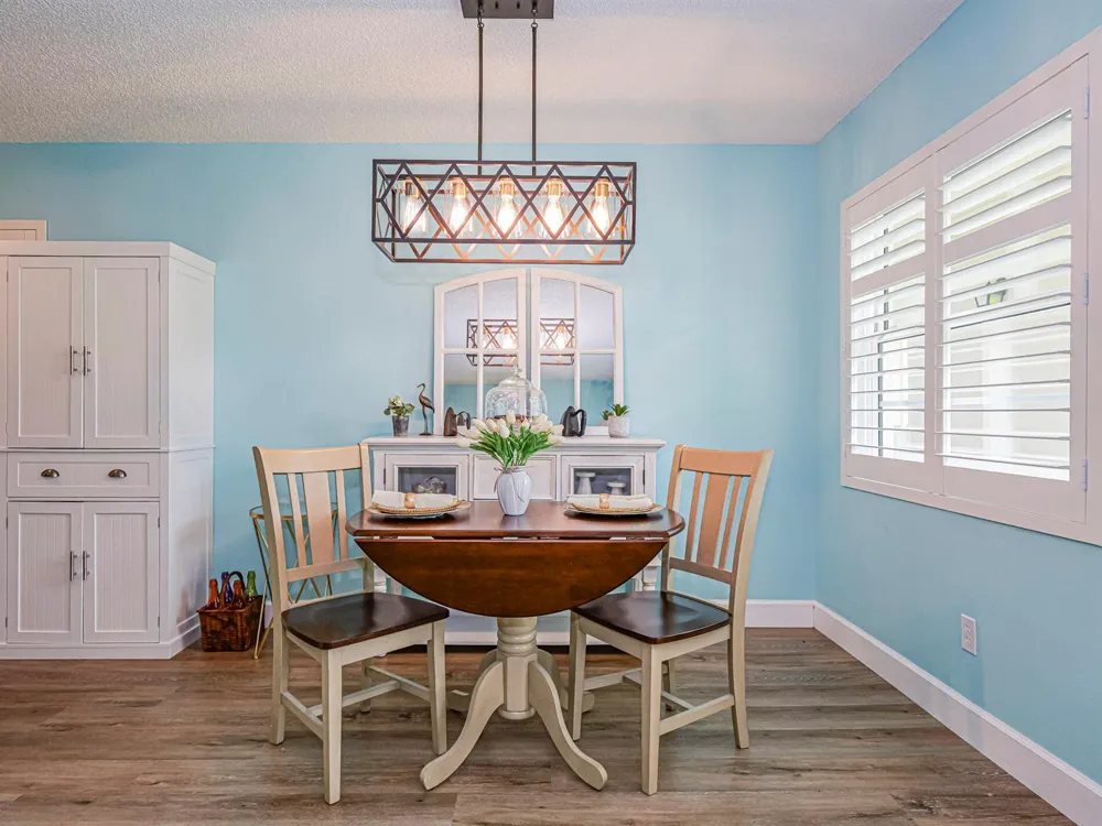 28 Vista Gardens Trail #105 Vero Beach, FL 32962