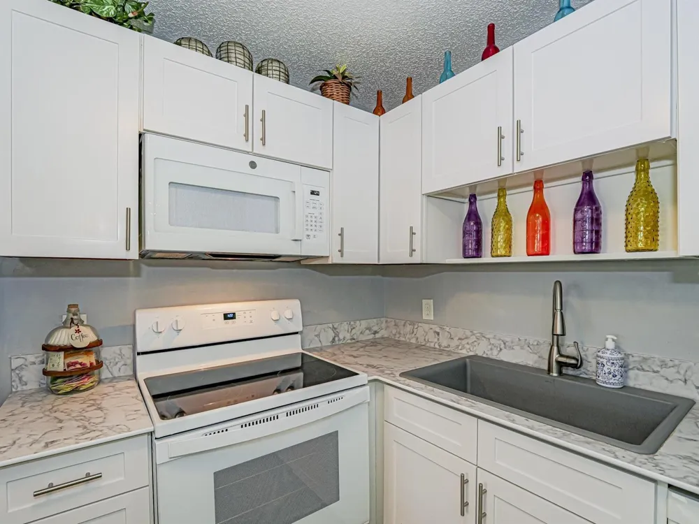 28 Vista Gardens Trail #105 Vero Beach, FL 32962