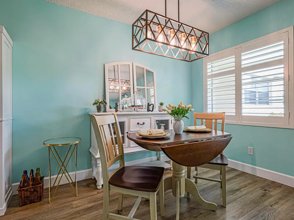 28 Vista Gardens Trail #105 Vero Beach, FL 32962