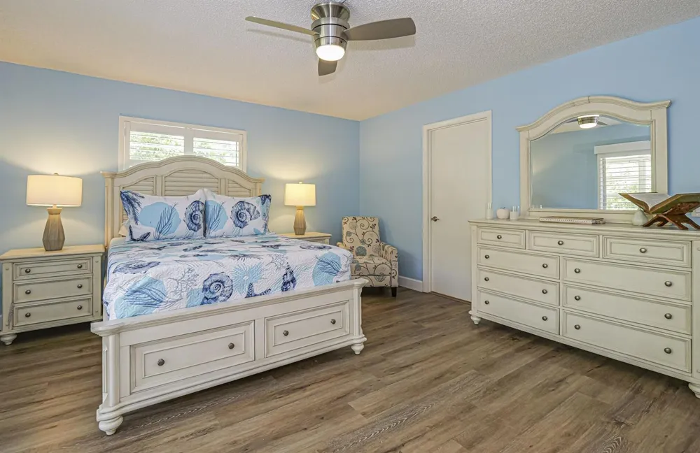 28 Vista Gardens Trail #105 Vero Beach, FL 32962