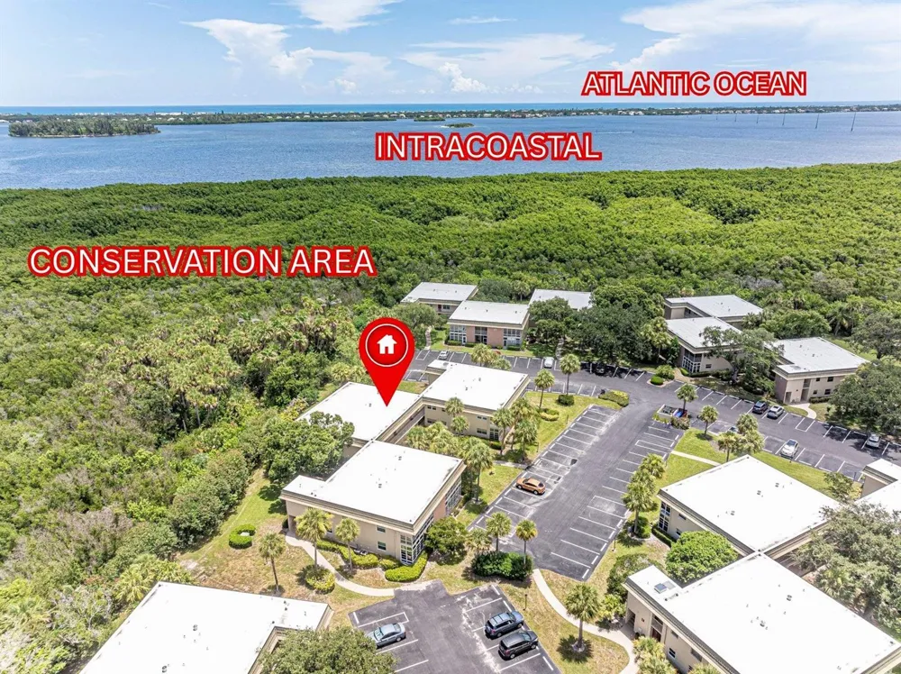 28 Vista Gardens Trail #105 Vero Beach, FL 32962