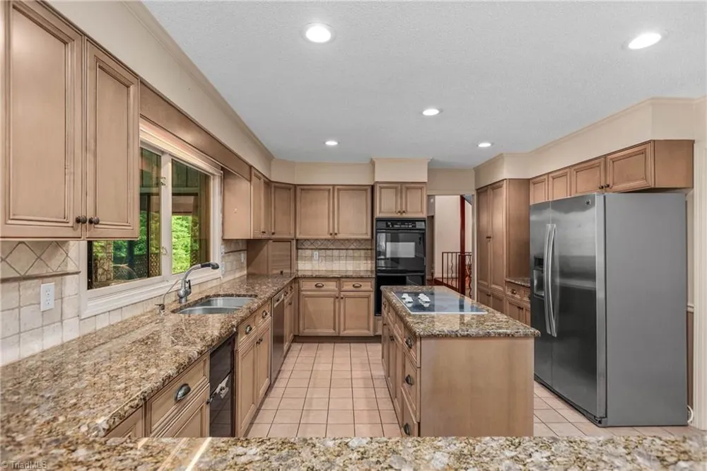 4200 Clinard Road Clemmons, NC 27012
