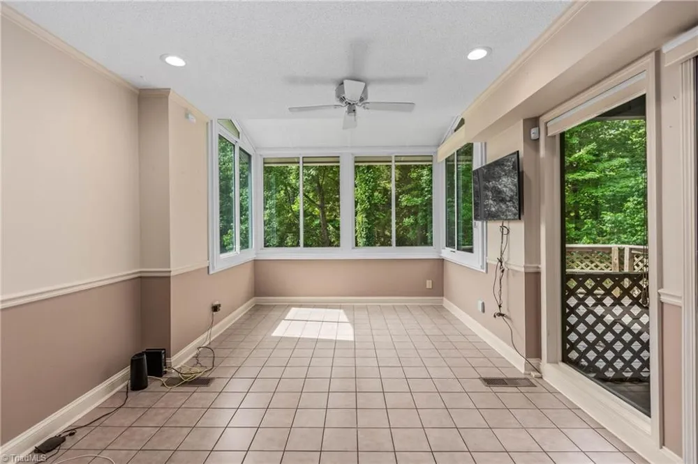 4200 Clinard Road Clemmons, NC 27012