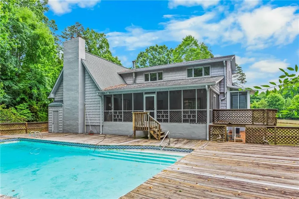 4200 Clinard Road Clemmons, NC 27012