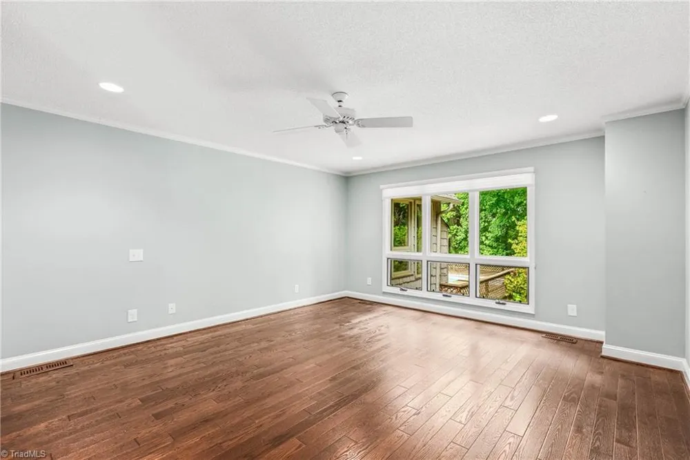 4200 Clinard Road Clemmons, NC 27012