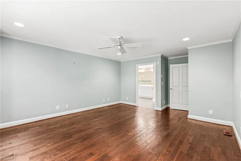 4200 Clinard Road Clemmons, NC 27012