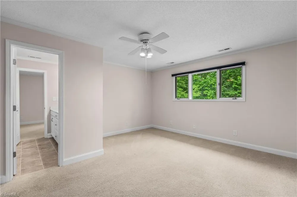 4200 Clinard Road Clemmons, NC 27012