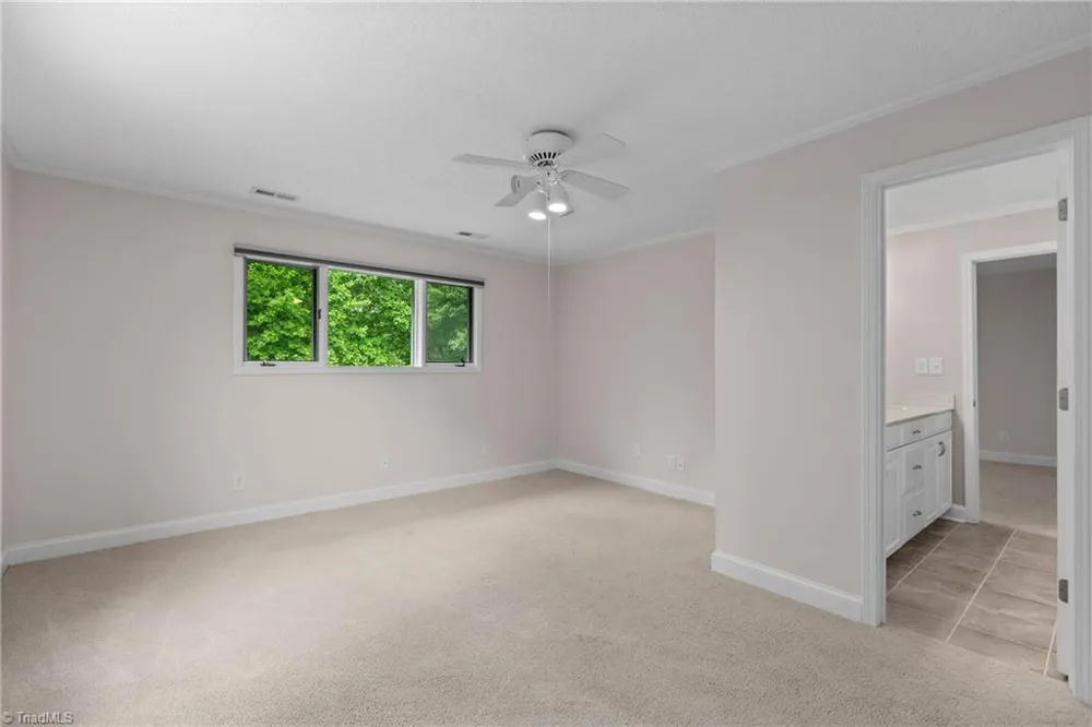 4200 Clinard Road Clemmons, NC 27012