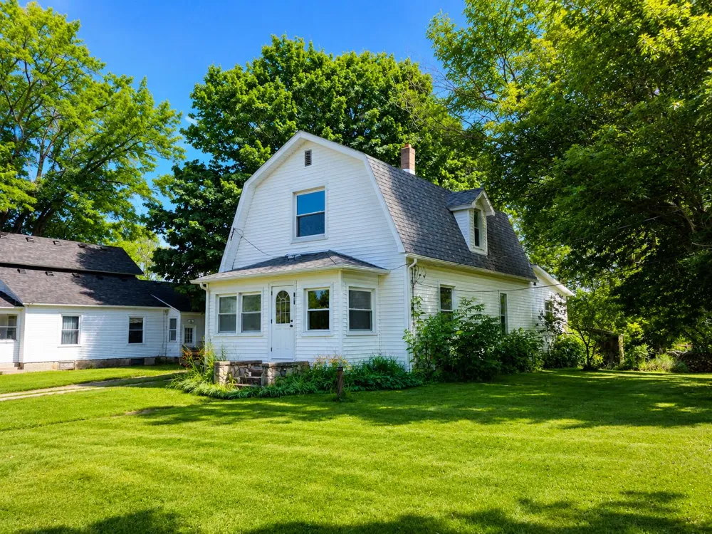 312 W 7th Henrietta Township, MI 49259