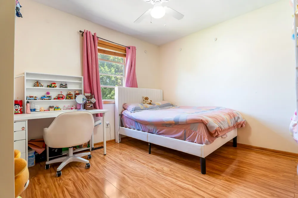 2994 Barberry Drive Hobart, IN 46342