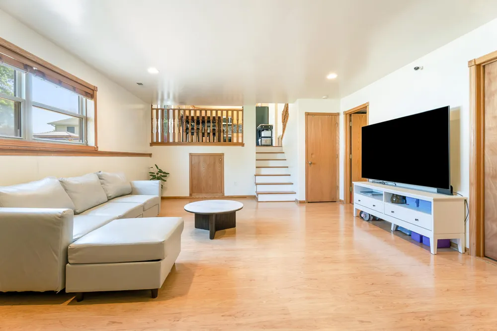 2994 Barberry Drive Hobart, IN 46342