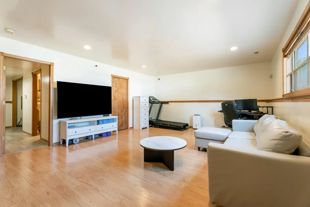 2994 Barberry Drive Hobart, IN 46342