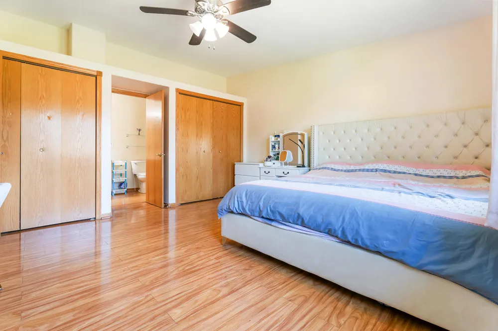 2994 Barberry Drive Hobart, IN 46342