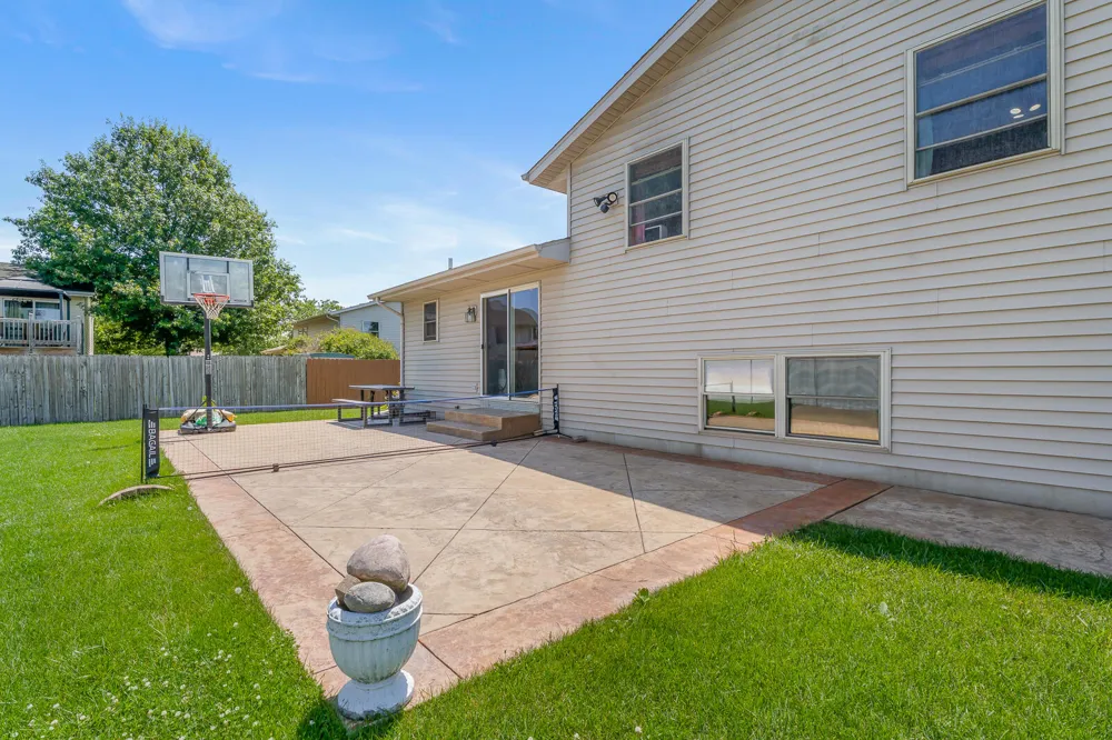 2994 Barberry Drive Hobart, IN 46342