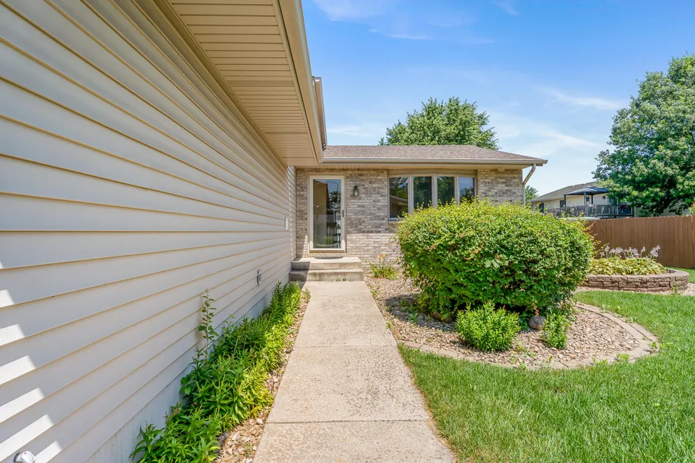 2994 Barberry Drive Hobart, IN 46342