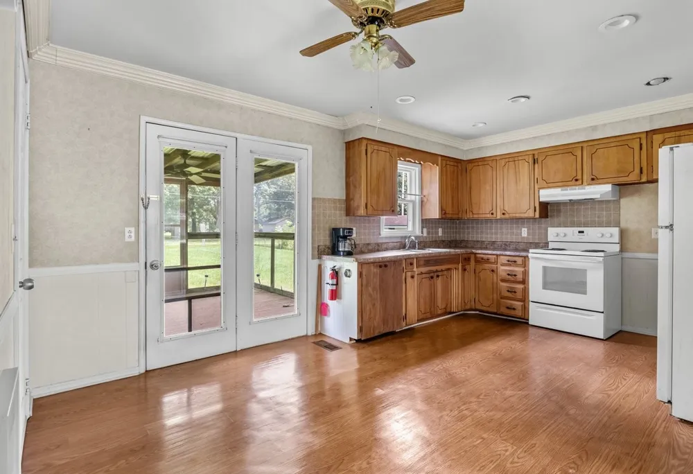 451 Carman Ave New Johnsonville, TN 37134