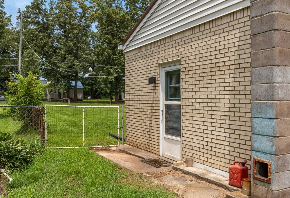 451 Carman Ave New Johnsonville, TN 37134