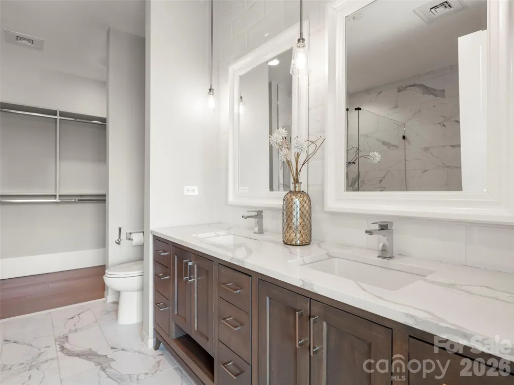 7 Patton Avenue #1104 Asheville, NC 28801