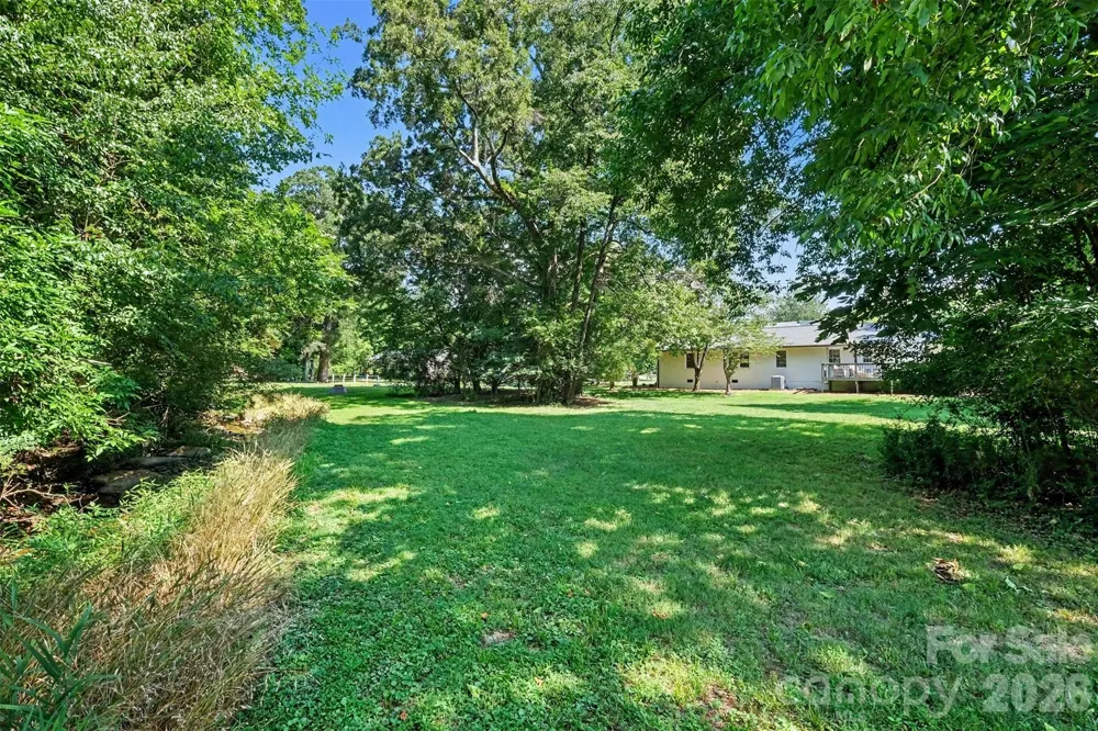 1203 Flintshire Drive Albemarle, NC 28001