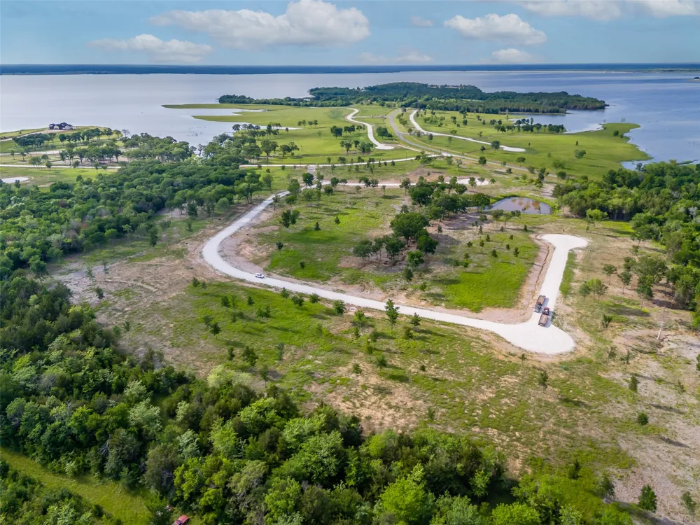 398 Timberland Heights Windom, TX 75492