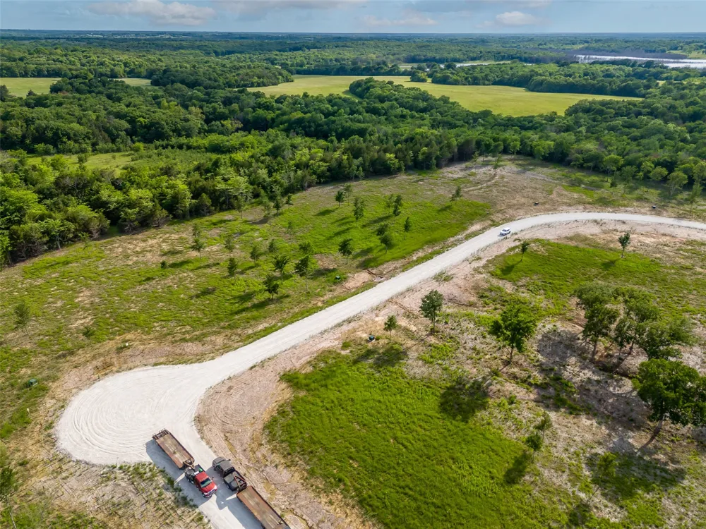 398 Timberland Heights Windom, TX 75492