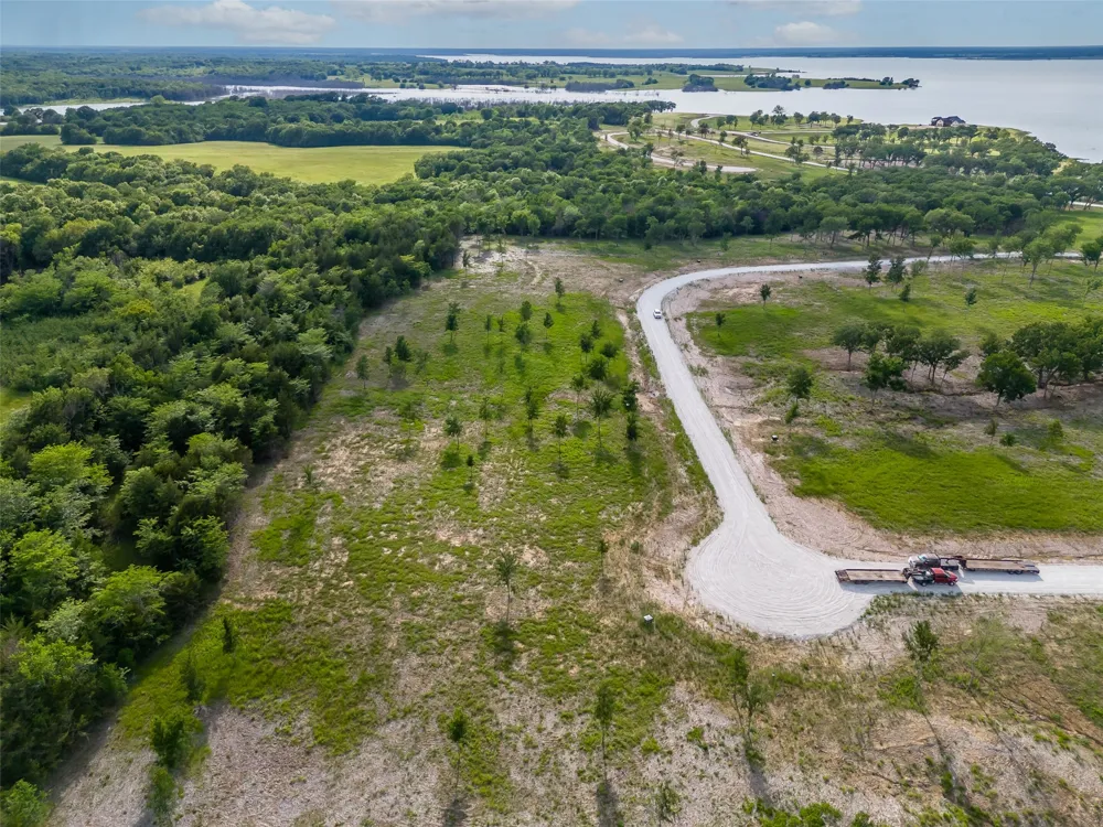 398 Timberland Heights Windom, TX 75492