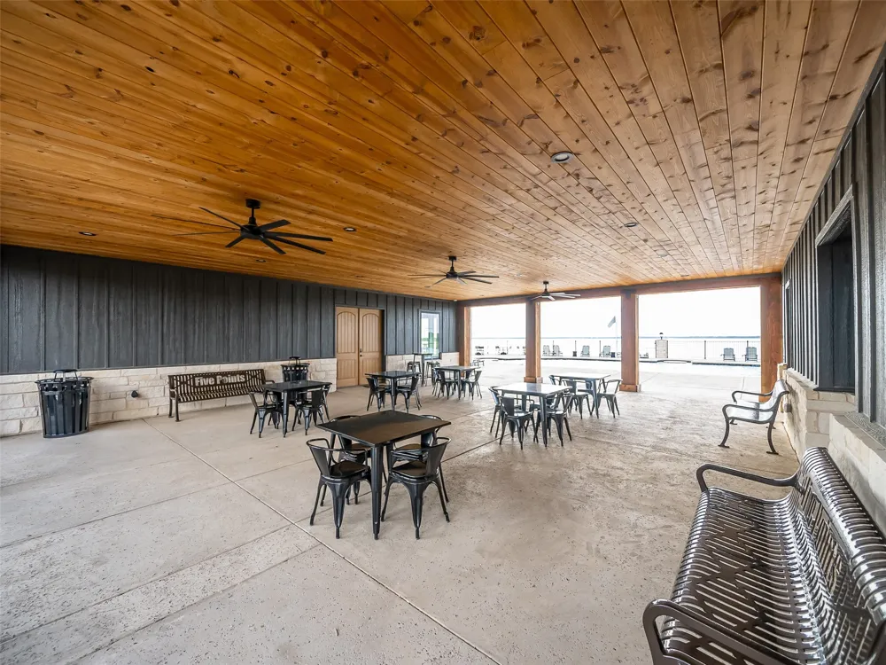 398 Timberland Heights Windom, TX 75492