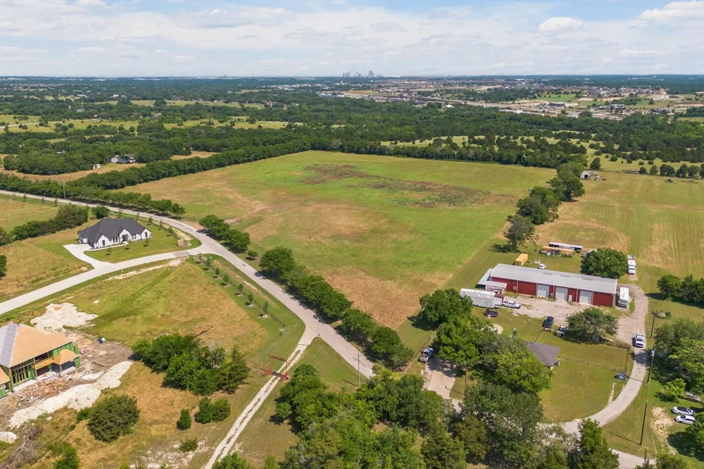 4611 Stout Road Midlothian, TX 76065