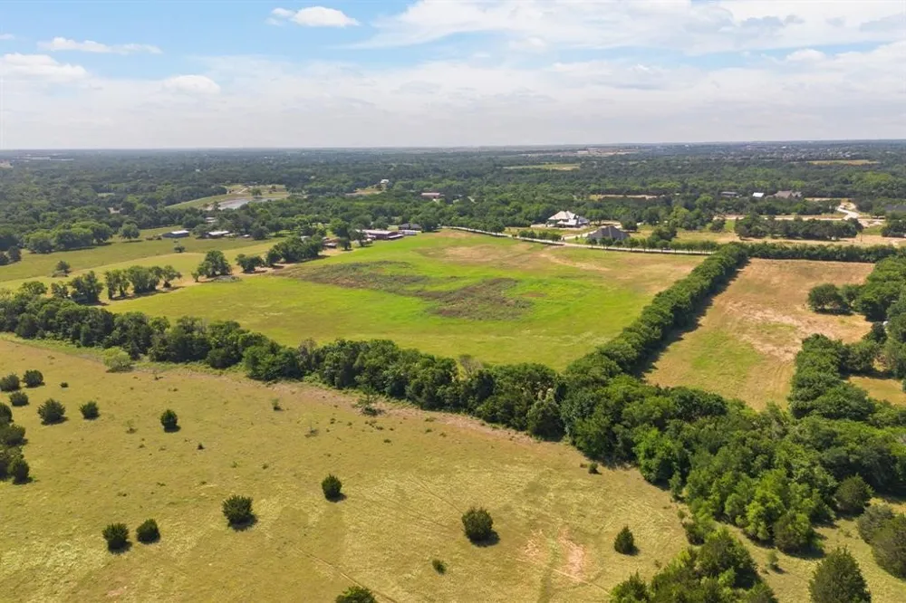 4611 Stout Road Midlothian, TX 76065