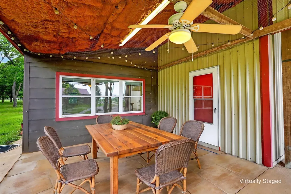 14575 County Road 227 Caldwell, TX 77836