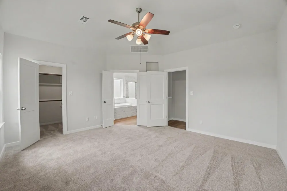 229 Crestview Drive West Columbia, TX 77486