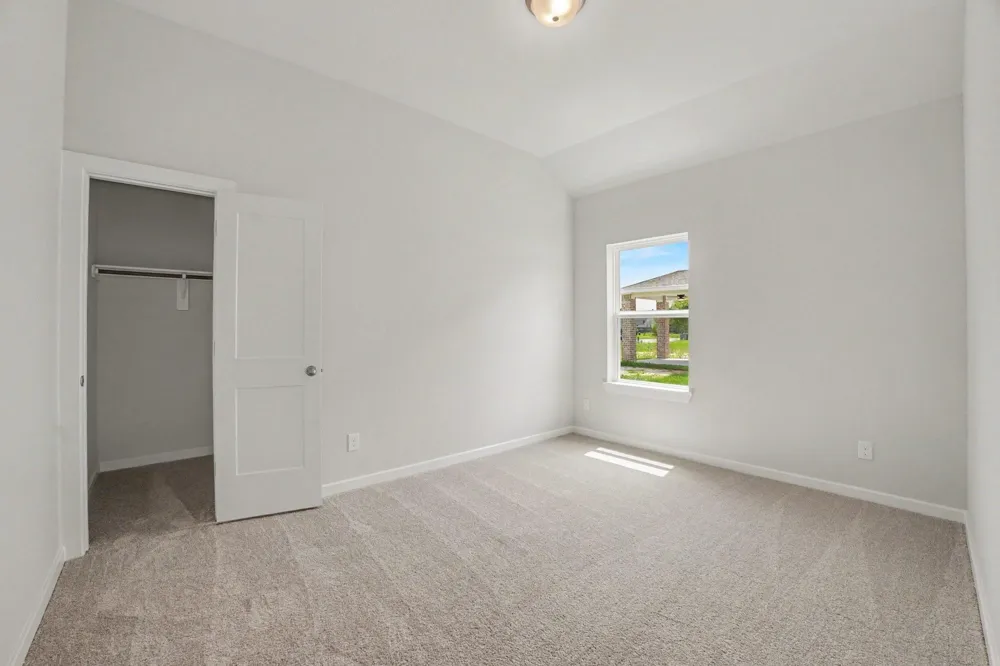 229 Crestview Drive West Columbia, TX 77486