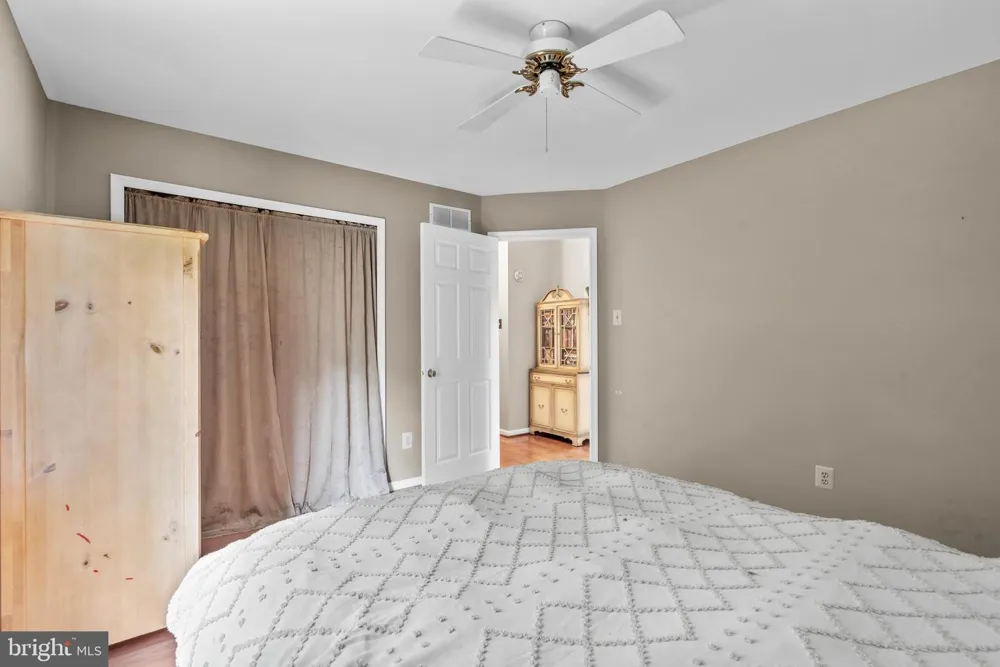 2 SUTTON COURT Newtown, PA 18940