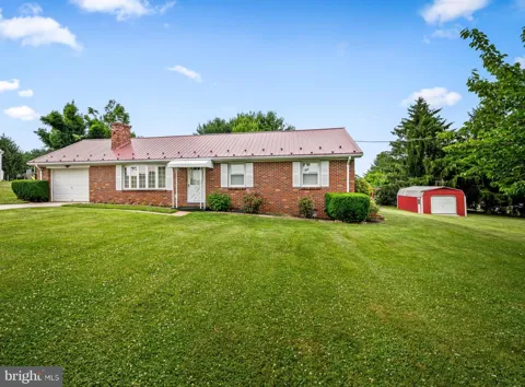 2104 PETERMAN ROAD