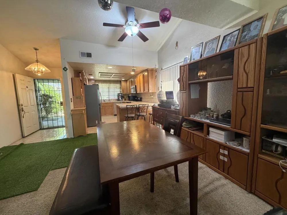 1636 Cavern Way Modesto, CA 95358