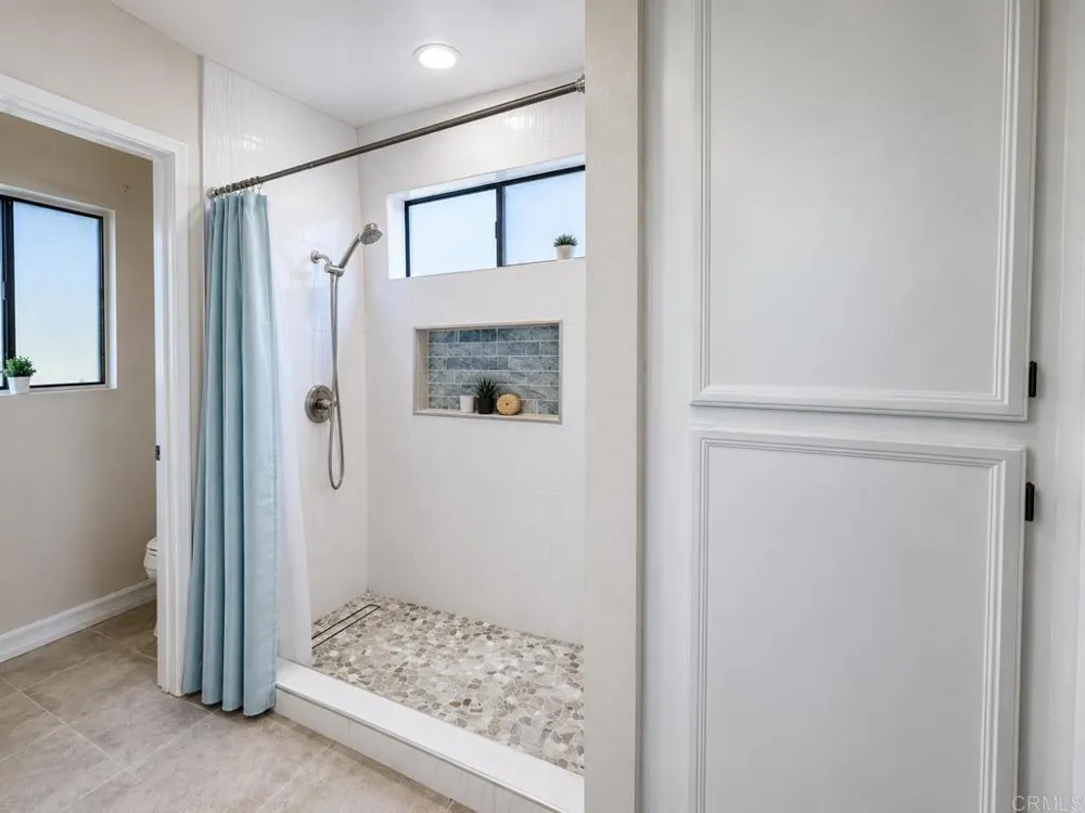 1851 Normandy Glen Escondido, CA 92027