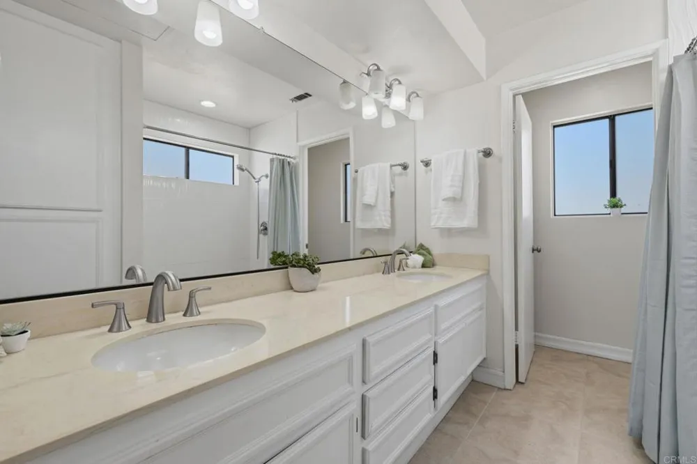 1851 Normandy Glen Escondido, CA 92027