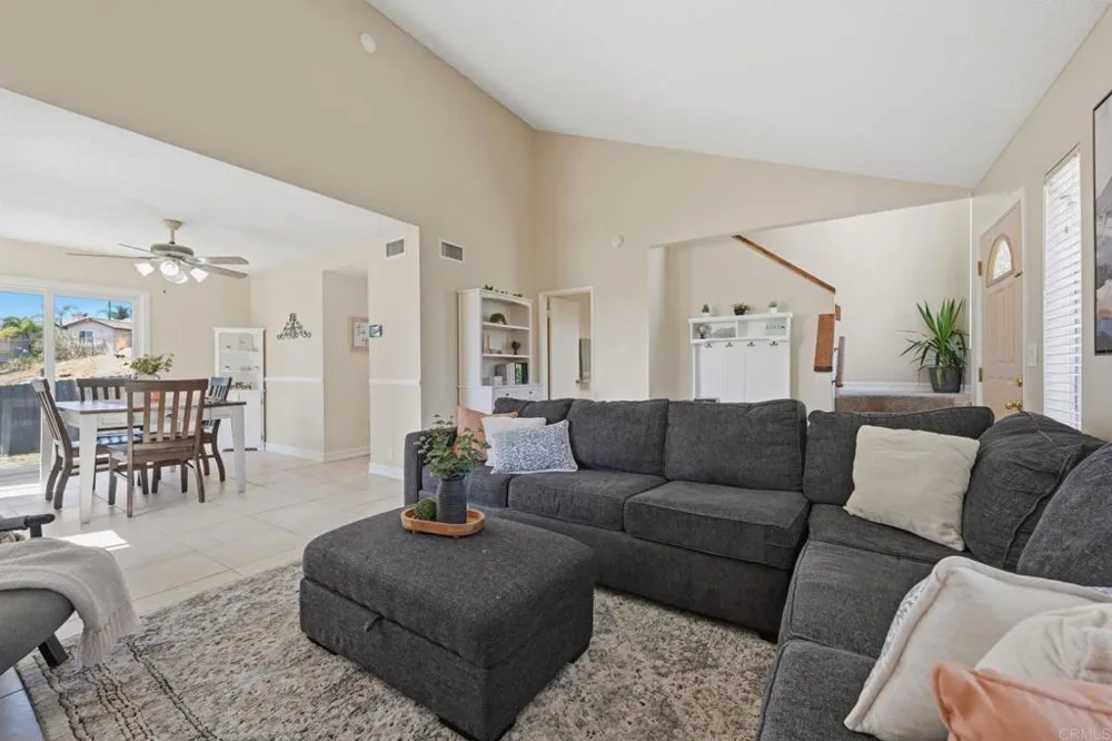 1851 Normandy Glen Escondido, CA 92027